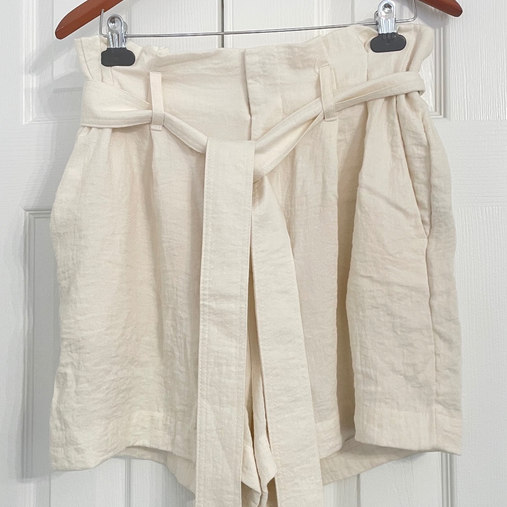 a new day Belted pleated shorts